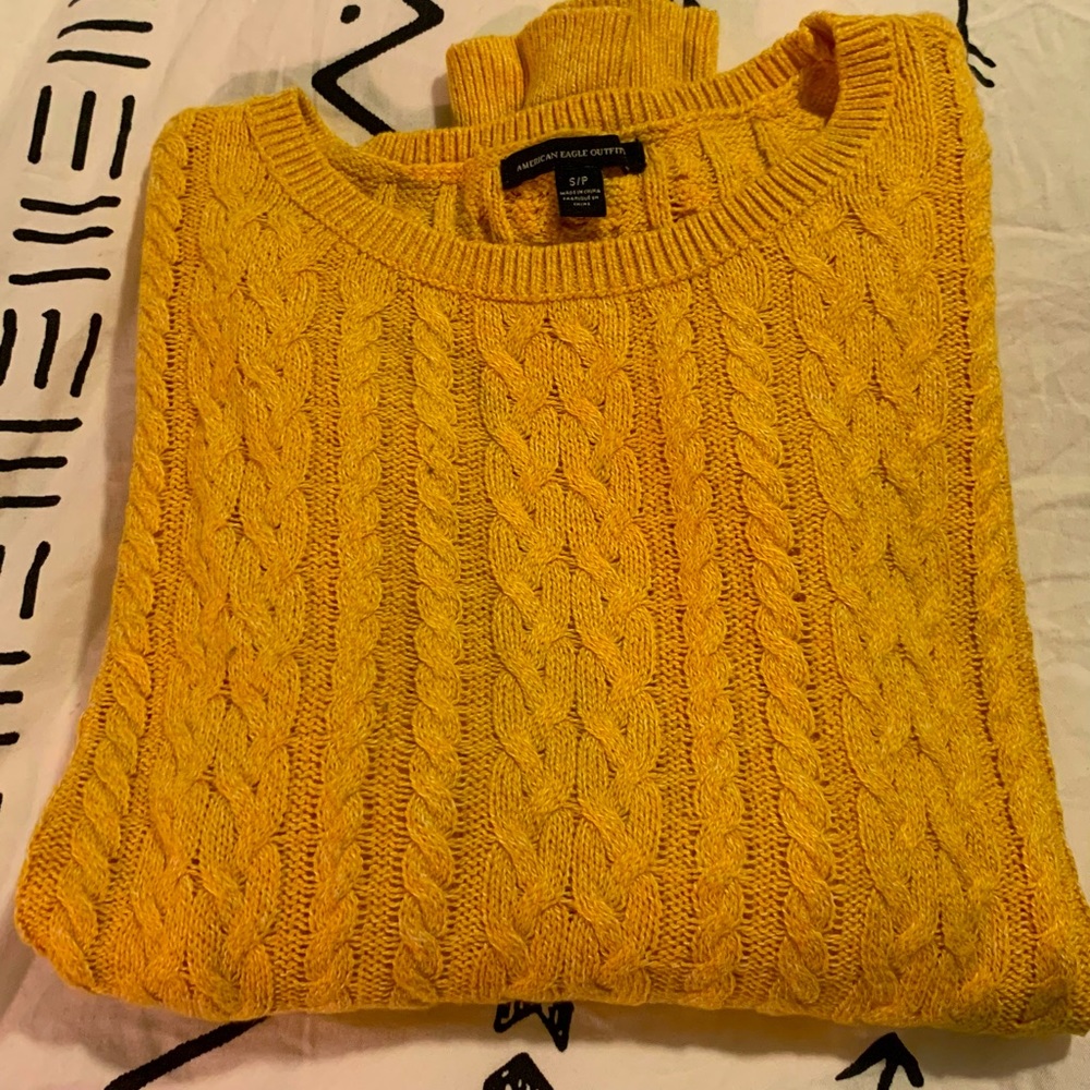 American Eagle 🦅 Cable Knit Sweater with side zippers